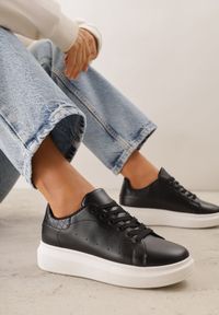 Born2be - Czarno-Białe Sneakersy na Grubej Podeszwie Hypnotic. Okazja: na co dzień, na spacer. Zapięcie: sznurówki. Kolor: czarny. Materiał: jeans, dresówka. Sezon: lato. Sport: turystyka piesza #4