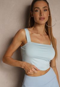 Renee - Niebieski Gładki Top z Wiskozą na Ramiączkach Lirenele. Okazja: na co dzień. Typ kołnierza: dekolt kwadratowy. Kolor: niebieski. Materiał: wiskoza. Długość rękawa: na ramiączkach. Wzór: gładki. Styl: casual #5