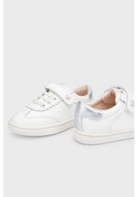 Mayoral buty dziecięce kolor biały. Zapięcie: rzepy. Kolor: biały. Materiał: guma #4