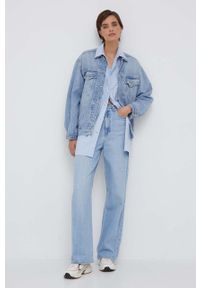 TOMMY HILFIGER - Tommy Hilfiger koszula bawełniana damska kolor niebieski relaxed z kołnierzykiem klasycznym. Typ kołnierza: kołnierzyk klasyczny. Kolor: niebieski. Materiał: bawełna. Styl: klasyczny #2