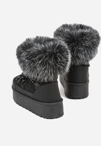 Born2be - Czarne Śniegowce na Grubej Podeszwie z Futerkiem Tesila. Okazja: na co dzień. Kolor: czarny. Materiał: futro. Styl: casual