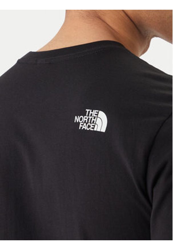The North Face T-Shirt Mountain Line NF0A8GUX Czarny Regular Fit. Kolor: czarny. Materiał: bawełna