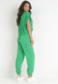 Born2be - Zielony Komplet 2-częściowy z Bluzką i Spodniami Arene. Kolor: zielony. Wzór: aplikacja #3
