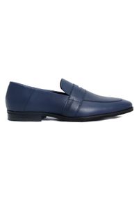 Modini - Granatowe loafersy - wsuwane buty męskie - penny loafers T216. Okazja: na co dzień. Zapięcie: bez zapięcia. Kolor: niebieski. Materiał: skóra, guma. Sezon: lato. Styl: wizytowy, młodzieżowy, klasyczny, casual #1