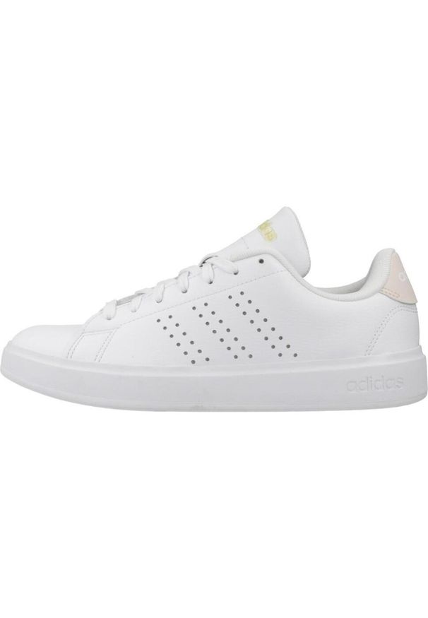 Adidas - Kapcie ADIDAS ADVANTAGE 2.0 Biały. Kolor: biały. Materiał: syntetyk, tkanina. Styl: sportowy