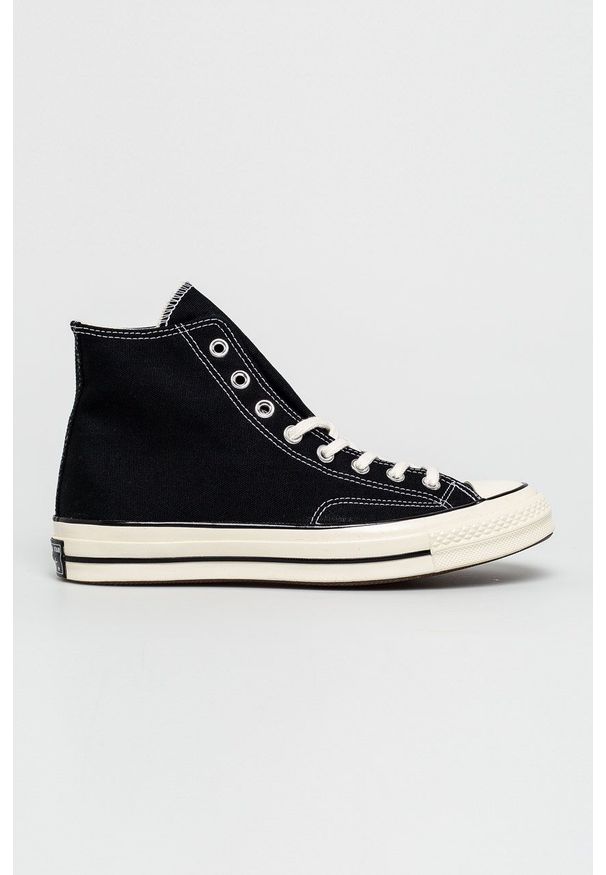Converse - Trampki. Nosek buta: okrągły. Zapięcie: sznurówki. Kolor: czarny. Materiał: guma. Szerokość cholewki: normalna
