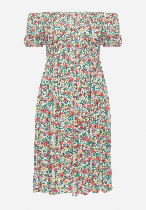 Born2be - Biało-Zielona Sukienka z Wiskozy w Kwiaty z Hiszpańskim Dekoltem Latiana. Okazja: na co dzień. Kolor: biały. Materiał: wiskoza. Wzór: kwiaty. Sezon: lato. Styl: casual, elegancki