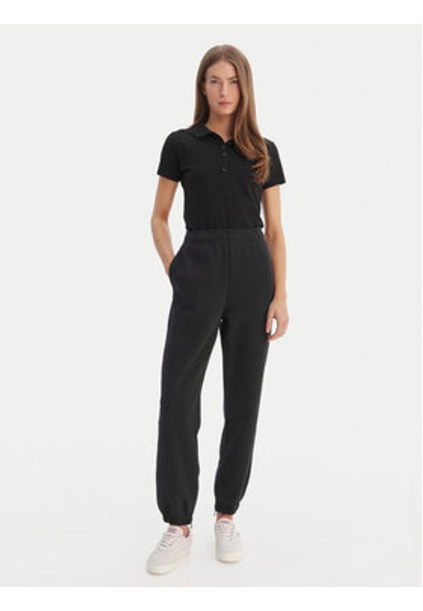 Lacoste Spodnie dresowe XF5244 Granatowy Regular Fit. Kolor: niebieski. Materiał: bawełna