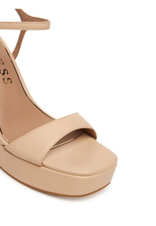 Guess Sandały FLPHEN LEA03 Beżowy. Kolor: beżowy. Materiał: skóra