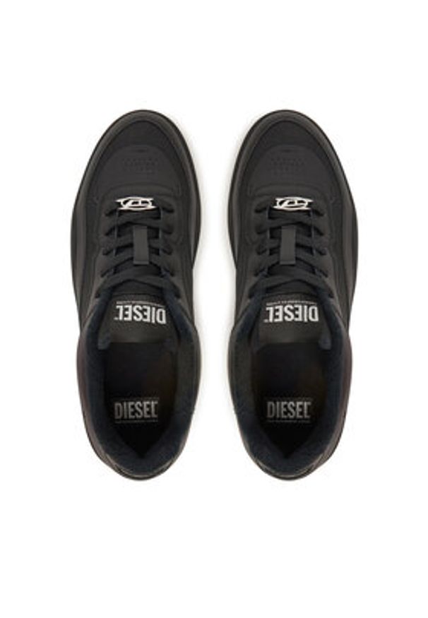 Diesel Sneakersy S-Oval Skate Low Y03511P8123 T8013 Czarny. Kolor: czarny. Materiał: skóra. Sport: skateboard