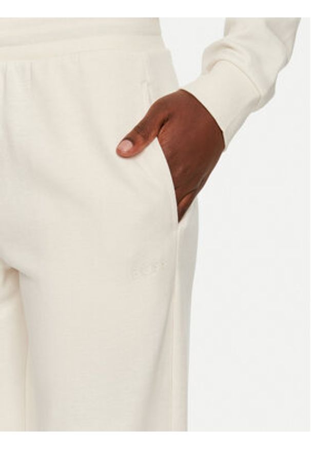 BOSS - Boss Spodnie dresowe CP Stripe 50524759 Écru Regular Fit. Materiał: bawełna