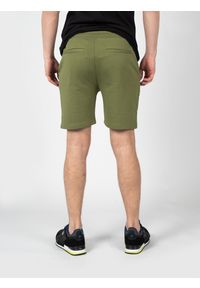 Iceberg Szorty | D0206300 | Mężczyzna | Khaki. Okazja: na co dzień. Kolor: brązowy. Materiał: bawełna. Sezon: lato. Styl: casual