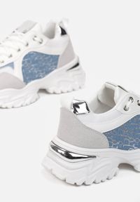Born2be - Biało-Niebieskie Sneakersy Phaenousa. Zapięcie: sznurówki. Kolor: biały. Szerokość cholewki: normalna. Wzór: aplikacja #6