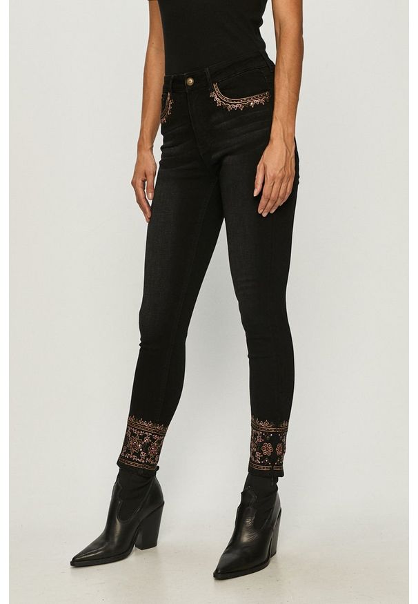 Desigual - Jeansy Floyer. Kolor: czarny. Materiał: jeans. Wzór: haft