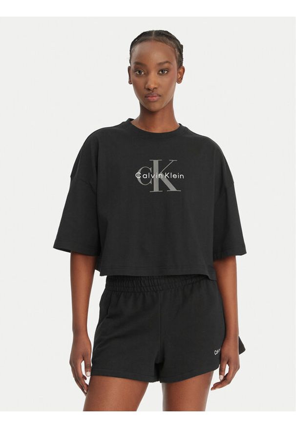 Calvin Klein Jeans T-Shirt LV047F828G Czarny Boxy Fit. Kolor: czarny. Materiał: bawełna
