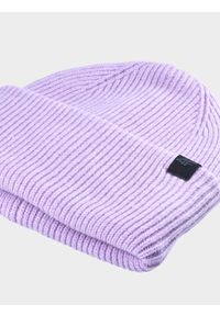 4f - Czapka beanie uniseks - fioletowa. Kolor: fioletowy. Materiał: syntetyk, materiał. Sezon: zima. Styl: sportowy, klasyczny