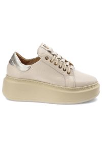 Beżowe Sneakersy Armodo Modne Skórzane Buty Damskie. Kolor: beżowy. Materiał: skóra. Szerokość cholewki: normalna. Wzór: grochy #8