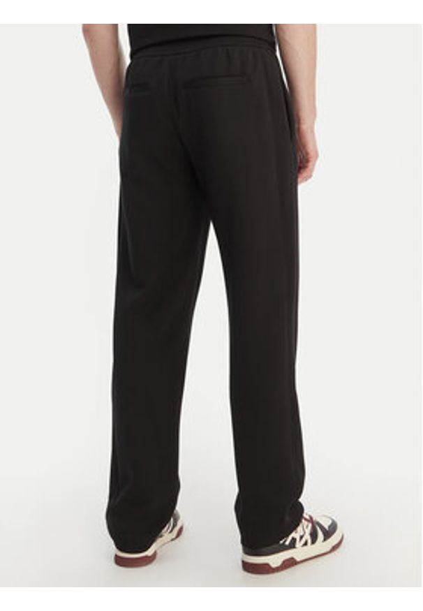 Armani Exchange Spodnie dresowe XM001774 AF19936 UC001 Czarny Regular Fit. Kolor: czarny. Materiał: syntetyk