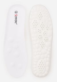 Renee - Beżowe Sneakersy na Platformie z Geometrycznym Motywem Hippiopis. Okazja: na co dzień. Kolor: beżowy. Materiał: jeans. Wzór: geometria. Obcas: na platformie #5