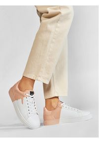 Trussardi Jeans - Trussardi Sneakersy 79A00749 Biały. Kolor: biały. Materiał: skóra