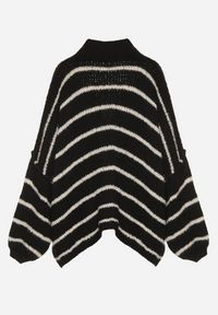 Born2be - Czarny Golf Oversize w Paski z Domieszką Wełny i Wiskozy Nexeia. Okazja: na co dzień. Typ kołnierza: golf. Kolor: czarny. Materiał: wełna, wiskoza. Wzór: paski. Styl: klasyczny, casual, elegancki #5