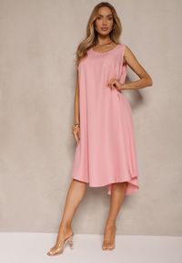 Renee - Różowa Basicowa Sukienka o Rozkloszowanym Kroju Mevolira. Okazja: na co dzień. Kolor: różowy. Typ sukienki: rozkloszowane. Styl: klasyczny, elegancki, casual