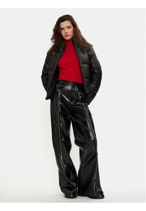 only - ONLY Kurtka zimowa Elsie 15322016 Czarny Regular Fit. Kolor: czarny. Materiał: skóra. Sezon: zima