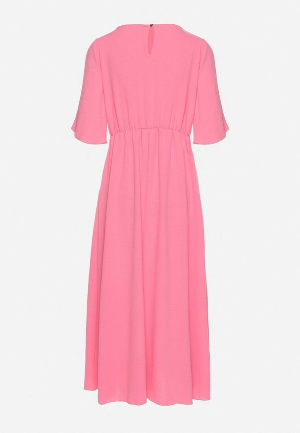 Born2be - Różowa Sukienka Maxi z Ozdobnym Wiązaniem i Gumką w Talii Myrcella. Kolor: różowy. Długość: maxi