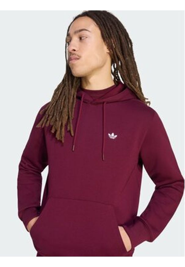 Adidas - adidas Bluza Trefoil Essentials KW5048 Bordowy Regular Fit. Kolor: czerwony. Materiał: bawełna