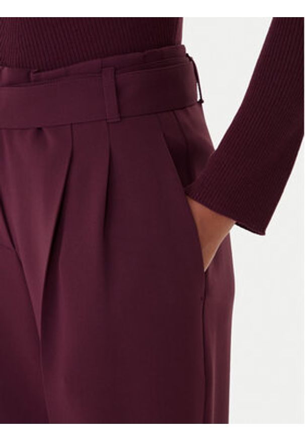 BOSS Spodnie materiałowe Tapiah 50490037 Fioletowy Regular Fit. Kolor: fioletowy. Materiał: syntetyk