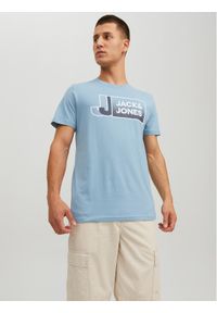 Jack & Jones - Jack&Jones T-Shirt Logan 12228078 Błękitny Standard Fit. Kolor: niebieski. Materiał: bawełna