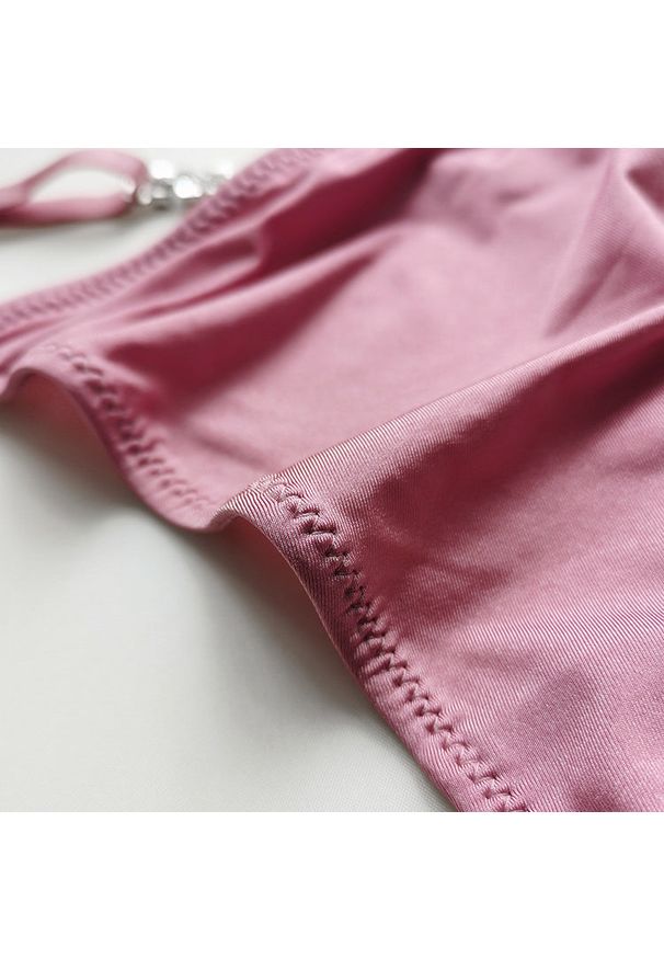 Intica - Stringi z łańcuszkiem elegancka bielizna na specjalne okazje Kataleya. Kolor: wielokolorowy. Materiał: tkanina