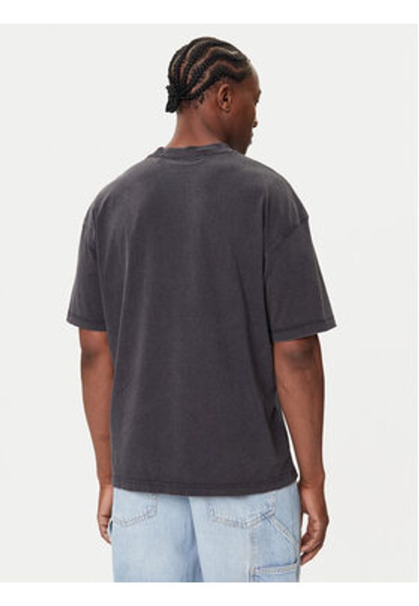 Hugo - HUGO T-Shirt Nebute 50542638 Czarny Loose Fit. Kolor: czarny. Materiał: bawełna