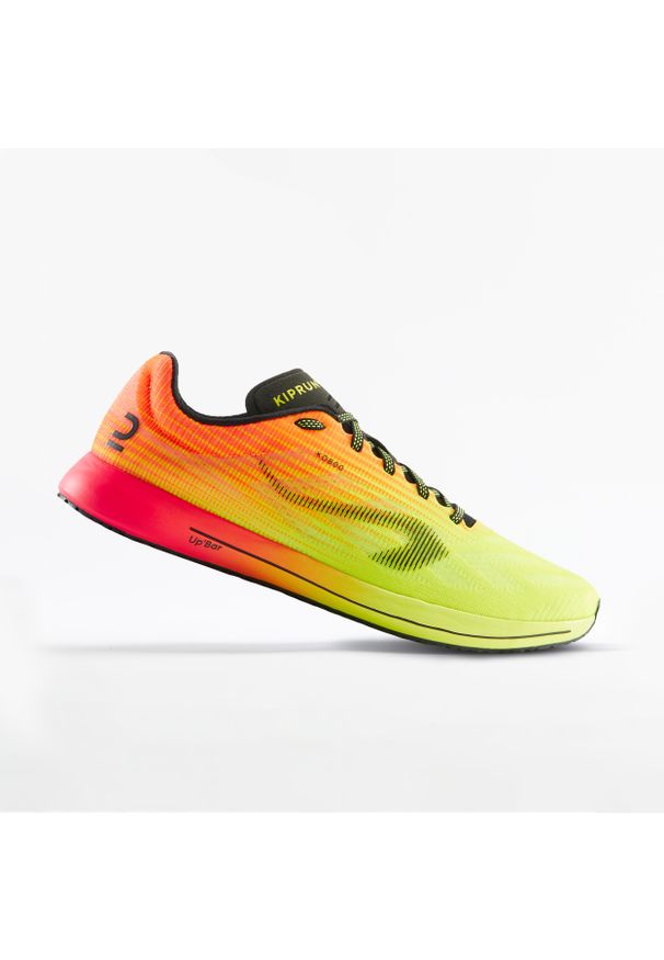 KIPRUN - Buty do biegania męskie Kiprun KD 800. Kolor: różowy, wielokolorowy, żółty, czerwony. Materiał: materiał. Wzór: geometria. Sport: fitness