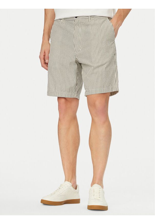 TOMMY HILFIGER - Tommy Hilfiger Szorty materiałowe Dover Seersucker MW0MW42359 Beżowy jasny Slim Fit. Kolor: beżowy. Materiał: bawełna