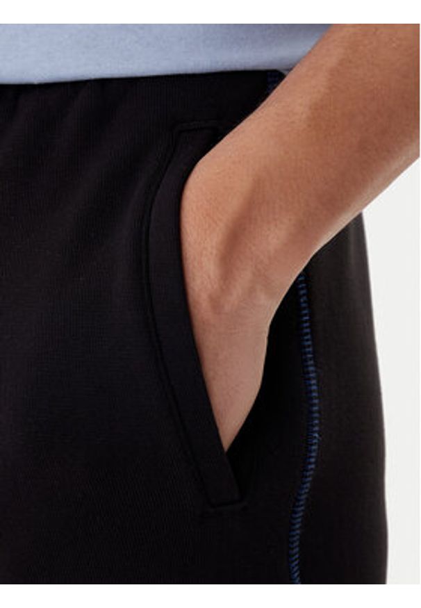 Hugo - HUGO Szorty sportowe Nothali 50553499 Czarny Regular Fit. Kolor: czarny. Materiał: bawełna. Styl: sportowy