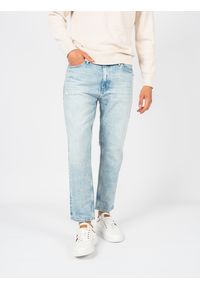 TOMMY HILFIGER - Tommy Jeans Jeansy "Dad Jean" | DM0DM11888 | Dad Jean | Mężczyzna | Niebieski. Okazja: na co dzień. Kolor: niebieski. Wzór: aplikacja. Styl: casual #4