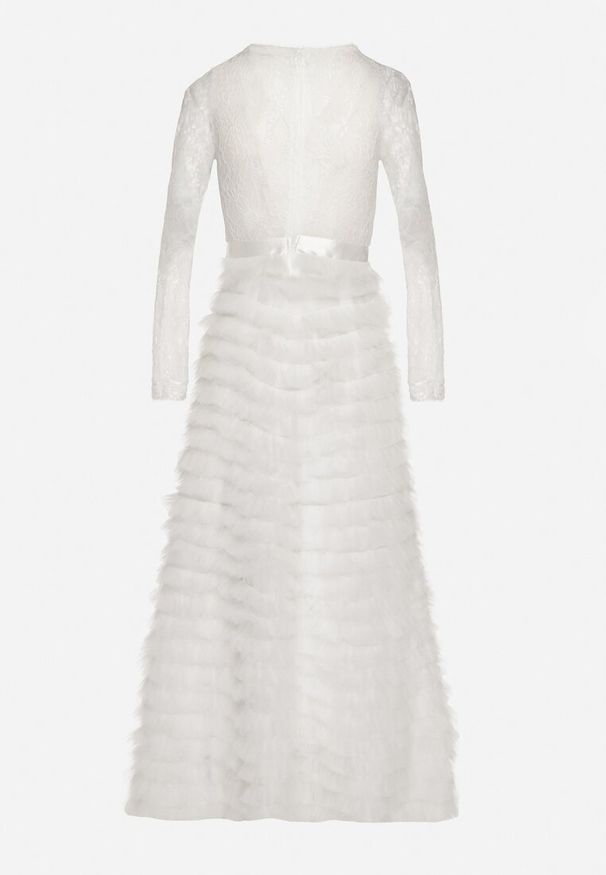 Born2be - Biała Maxi Sukienka Rozkloszowana z Koronkową Górą i Tiulowymi Falbankami Firina. Typ kołnierza: kołnierz z falbankami. Kolor: biały. Materiał: tiul, koronka. Długość: maxi