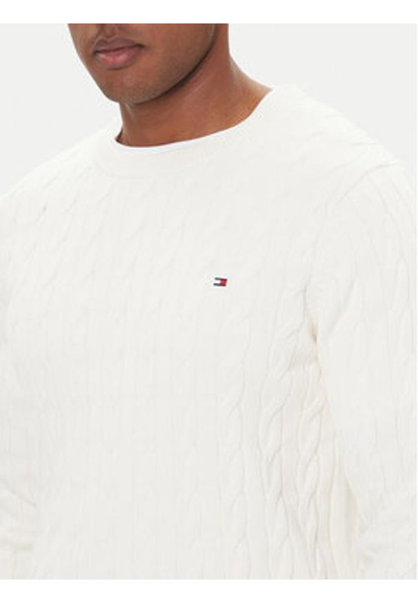 TOMMY HILFIGER - Tommy Hilfiger Sweter MW0MW33132 Écru Regular Fit. Materiał: bawełna