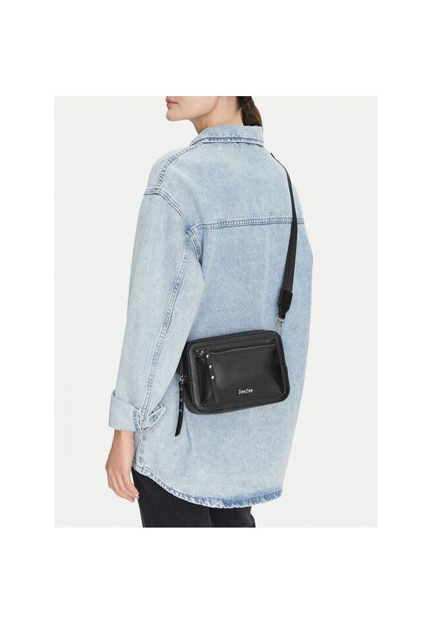 Torebka DeeZee. Kolor: czarny