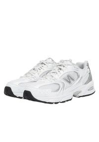 Buty do chodzenia męskie New Balance 530. Zapięcie: sznurówki. Kolor: biały. Materiał: guma, syntetyk, tkanina, materiał. Szerokość cholewki: normalna. Sport: turystyka piesza