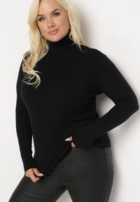 Born2be - Czarny Sweter z Golfem Sazerna. Typ kołnierza: golf. Kolor: czarny. Materiał: dzianina, wiskoza, tkanina. Długość rękawa: długi rękaw. Długość: długie. Wzór: gładki. Sezon: zima, jesień #6