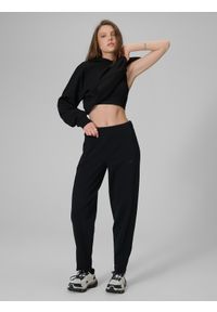 4f - 4F Spodnie dresowe damskie - czarne XL. Stan: podwyższony. Kolor: czarny. Materiał: dresówka #1