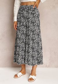 Renee - Szare Szerokie Spodnie o Długości 7/8 w Panterkę Rhina. Stan: podwyższony. Kolor: szary. Materiał: tkanina, wiskoza. Wzór: motyw zwierzęcy #5
