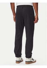 Adidas - adidas Spodnie dresowe Trefoil Essentials KR3463 Czarny Regular Fit. Kolor: czarny. Materiał: bawełna #4