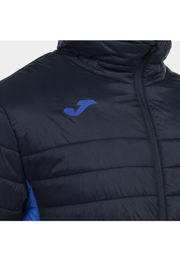 Kurtka z kapturem Joma Urban V. Typ kołnierza: kaptur. Kolor: niebieski. Materiał: puch. Sport: bieganie, fitness