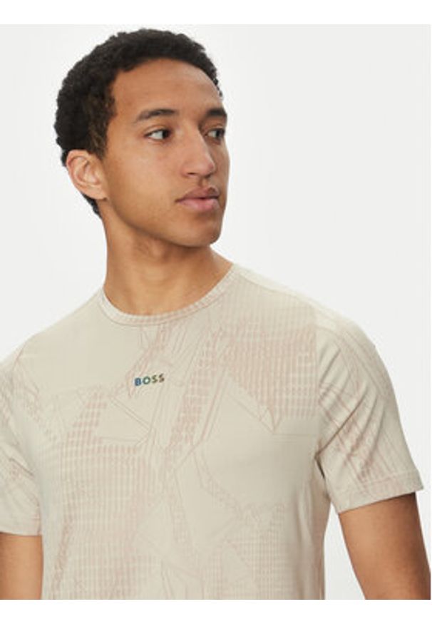 BOSS T-Shirt Desert Active 50537755 Beżowy Regular Fit. Kolor: beżowy. Materiał: syntetyk