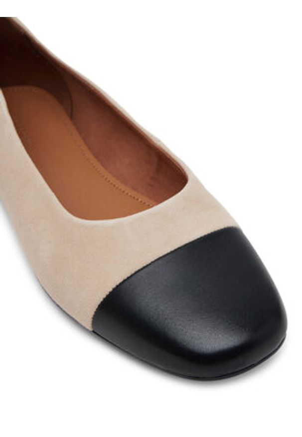 Vagabond Shoemakers Baleriny Jolin 5508-642-95 Beżowy. Kolor: beżowy. Materiał: zamsz, skóra