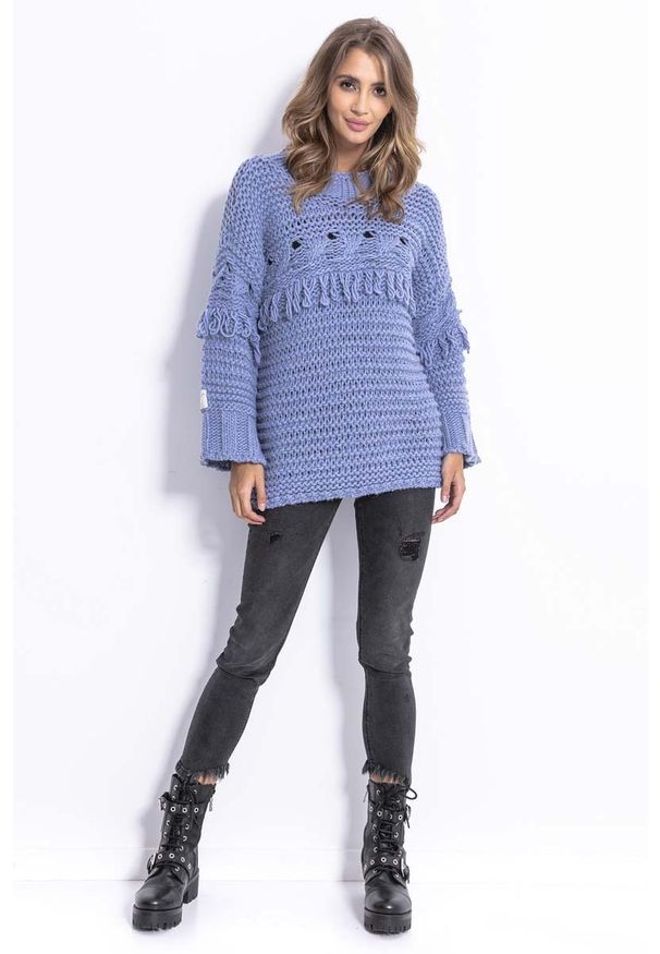 Fobya - Niebieski Stylowy Luźny Sweter z Frędzlami. Kolor: niebieski. Materiał: wełna, poliakryl. Styl: elegancki