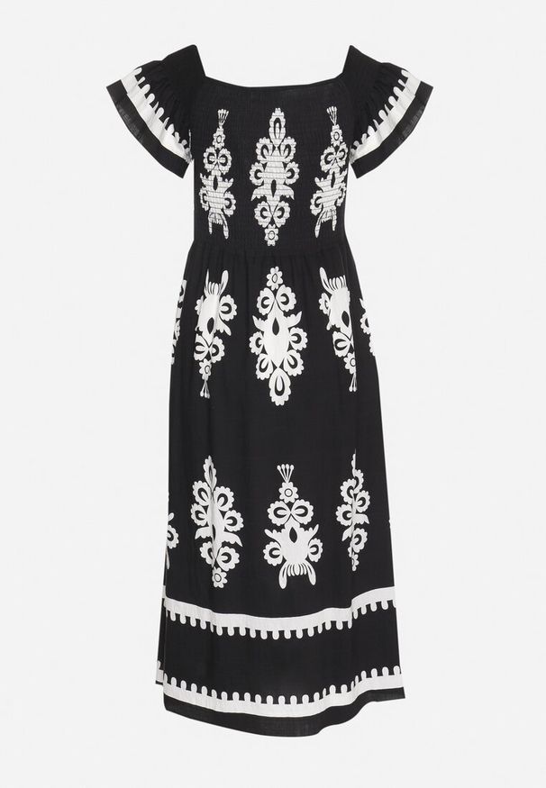 Born2be - Czarna Wiskozowa Sukienka w Ornamentalne Wzory o Rozkloszowanym Kroju Divessa. Kolor: czarny. Materiał: wiskoza. Długość rękawa: krótki rękaw. Typ sukienki: proste